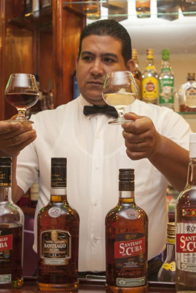 Indalo_Cuba_Activite_Santiago_Rhum-barman